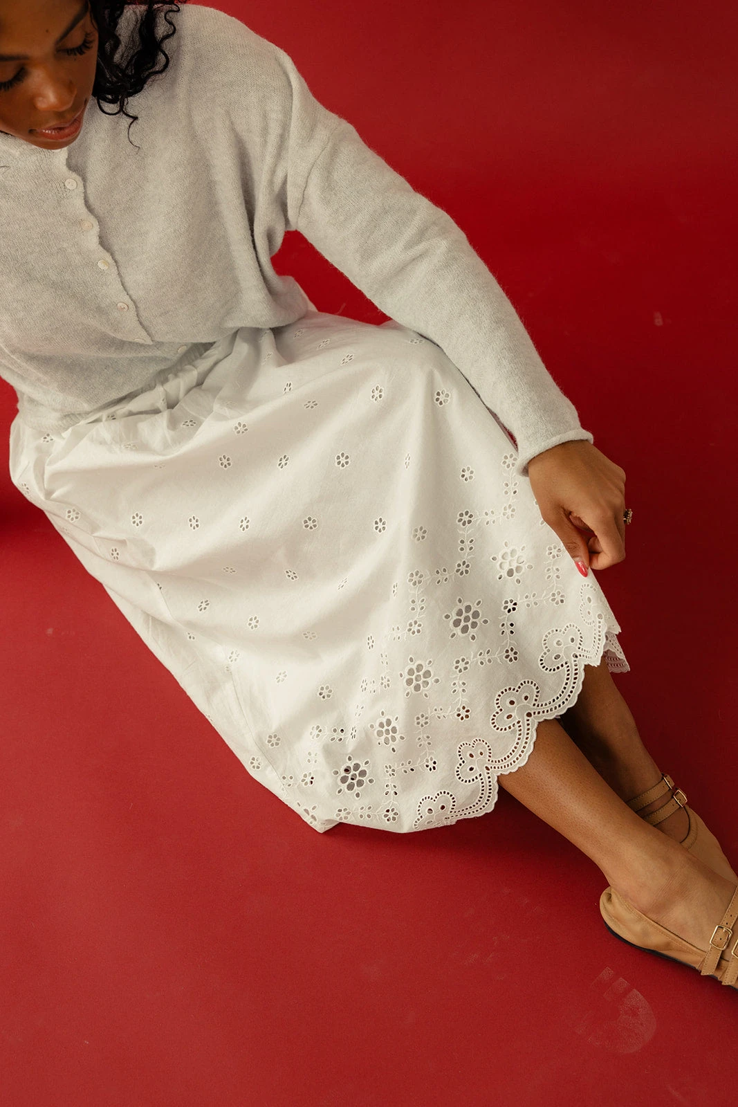 White Lace Skirt with Scalloped Hem and Elastic Waistband 4 White Lace Skirt with Scalloped Hem and Elastic Waistband - Image 2