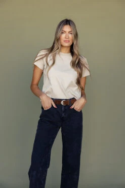 Boxy Cropped Crew Neck Tee - The Emre -ROOLEE FASHION SHOP 028A0792 e264533d b042 4fc1 8162 27e0a7d286ee