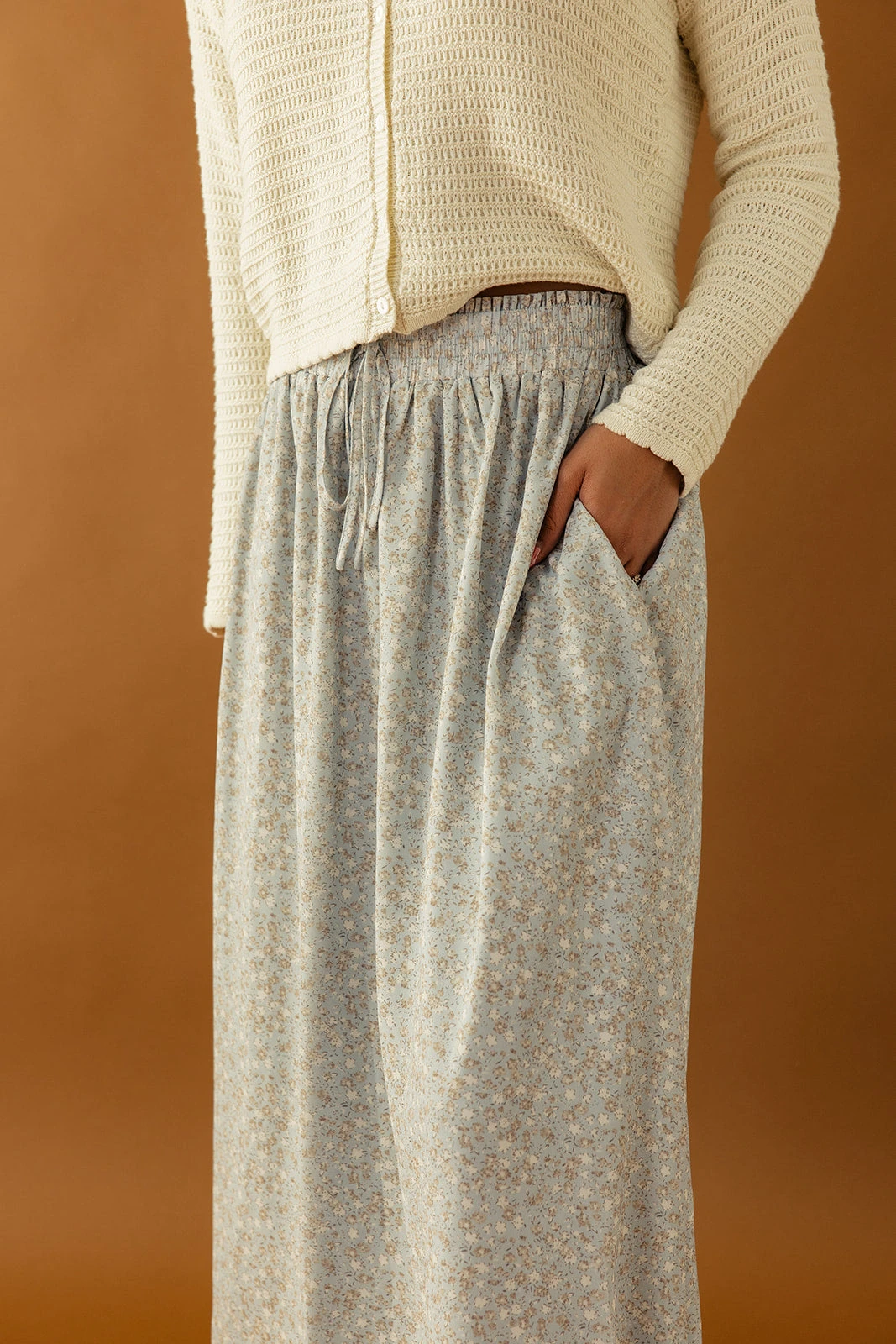 Floral Chiffon Skirt with Pockets - Lightweight Elastic Waist Bottom 4 Floral Chiffon Skirt with Pockets - Lightweight Elastic Waist Bottom - Image 2