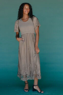 Boho Lace Smocked Midi Dress with Pockets
