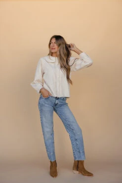 Vintage-Inspired Honeycomb Textured Blouse with Peter Pan Collar 16 Vintage-Inspired Honeycomb Textured Blouse with Peter Pan Collar -ROOLEE FASHION SHOP 028A2440 1487cd39 625c 49b8 8051 55b9922e549b