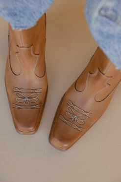 Free People Wandering Western Leather Ankle Boot -ROOLEE FASHION SHOP 028A2486 11e58358 df1a 4083 967f 06bcfd2bf986