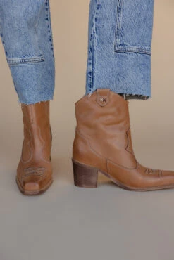 Free People Wandering Western Leather Ankle Boot -ROOLEE FASHION SHOP 028A2488 208cc06f 08ca 408f aabe 9c49c86591e6