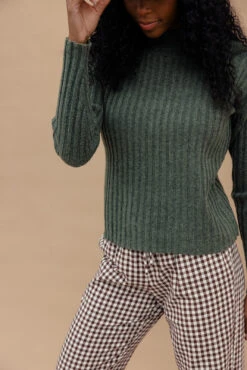 Be Cool Back For Me Chunky Sweater in Festive Green -ROOLEE FASHION SHOP 028A2516 34736c19 241c 4321 b112 c57618f316e3