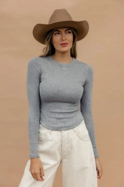 The Vero Long Sleeve Tee -ROOLEE FASHION SHOP 028A2526