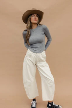 The Vero Long Sleeve Tee -ROOLEE FASHION SHOP 028A2533