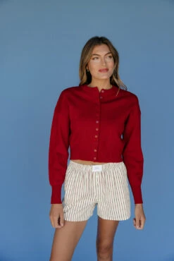 Vibrant Cranberry Cropped Cardigan - Cozy Knit Layering Piece -ROOLEE FASHION SHOP 028A2564