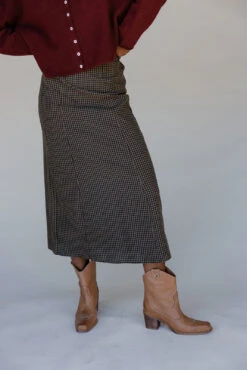 Brown Gingham Midi Skirt - Chestnut Hollow Pencil Silhouette -ROOLEE FASHION SHOP 028A2661