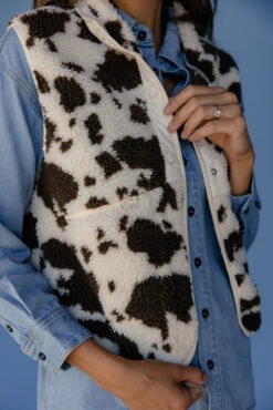 Cow Print Sherpa Vest - Cozy Western Ranch Style Highland Vest -ROOLEE FASHION SHOP 028A2803 6f6f72e3 dfdf 4486 af6b a007897ba502