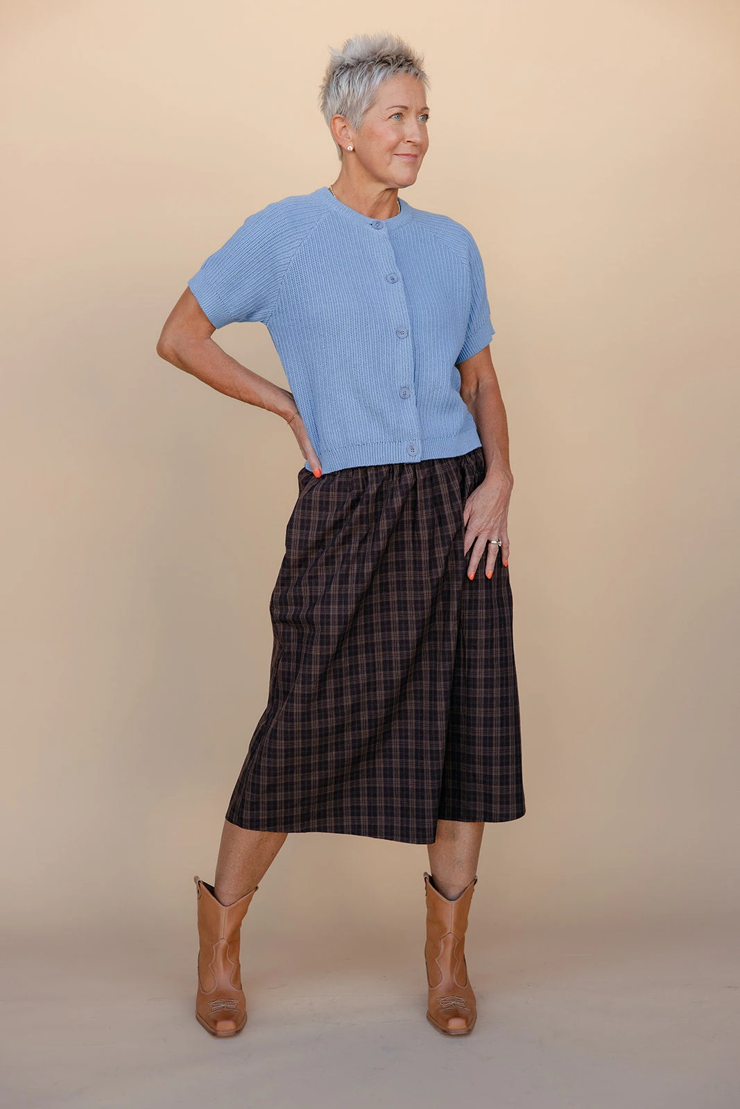 Plaid Midi Skirt with Pockets and Elastic Waist 6 Plaid Midi Skirt with Pockets and Elastic Waist - Image 4