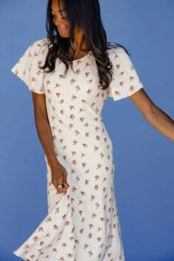Sacia Flutter Sleeve Dress - Elegant Cream Floral Print -ROOLEE FASHION SHOP 028A3531 7a31d853 891d 4182 bbb3 12bd128a1bdb