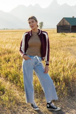 Wide Leg Tie Waist Jeans in Light Wash Denim 12 Wide Leg Tie Waist Jeans in Light Wash Denim -ROOLEE FASHION SHOP 028A3675