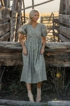 Our Song Puff Sleeve Dress -ROOLEE FASHION SHOP 028A3843