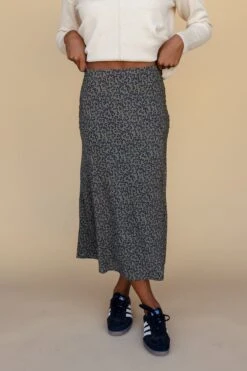 Be Cool Tiny Perfect Things Midi Skirt 30 Be Cool Tiny Perfect Things Midi Skirt -ROOLEE FASHION SHOP 028A4605