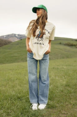 Mid-Rise Wide Leg Distressed Jeans - Destin Relaxed Denim