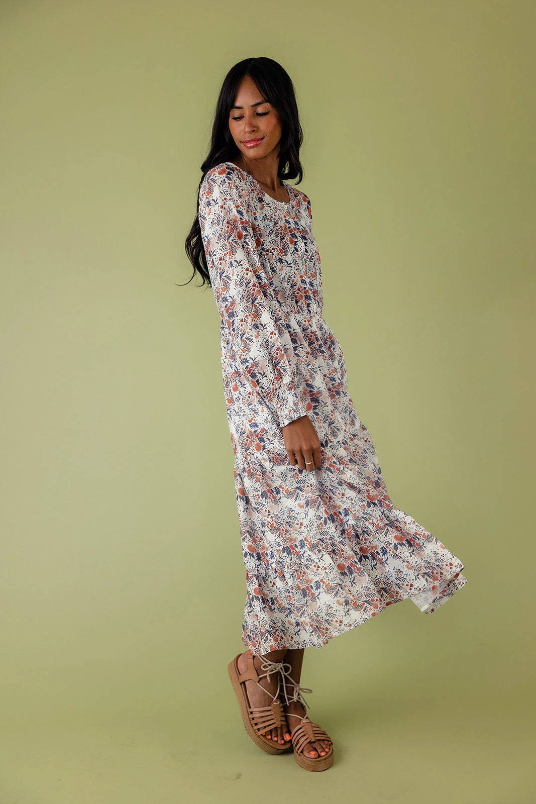 Floral Tiered Maxi Dress with Smocked Cuffs and Pearl Buttons 11 Floral Tiered Maxi Dress with Smocked Cuffs and Pearl Buttons - Image 9
