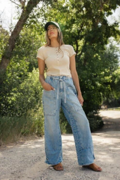 Ribbed Knit Button-Down Tee - Women's Stretchy Short Sleeve Top 27 Ribbed Knit Button-Down Tee - Women's Stretchy Short Sleeve Top -ROOLEE FASHION SHOP 028A5804