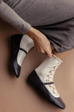 Brisela Square Toe Leather Ballet Flats 29 Brisela Square Toe Leather Ballet Flats -ROOLEE FASHION SHOP 028A6235 b20816e2 3116 4297 8c11 a4de25b4cffc