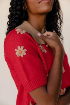 Retro Red Floral Short Sleeve Collared Knit Sweater -ROOLEE FASHION SHOP 028A7383 5c9cf1c2 3876 4445 a319 65ad1122a6a8