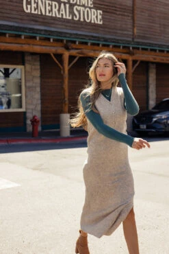 The Walters Button Vest 19 The Walters Button Vest -ROOLEE FASHION SHOP 028A7672