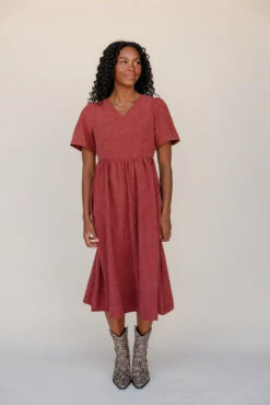 Elegant Merlot V-Neck Midi Dress with Subtle Gingham Pattern -ROOLEE FASHION SHOP 028A7718 3793ad30 f3e1 495a ac99 1209c39689d9