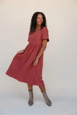 Elegant Merlot V-Neck Midi Dress with Subtle Gingham Pattern -ROOLEE FASHION SHOP 028A7740 70c75c8b 7a6b 41d5 8905 a081d66f8064