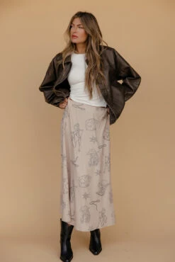 Retro Rhythm Relaxed Vegan Leather Jacket - Vintage Edge Outerwear -ROOLEE FASHION SHOP 028A7780 a5c2d359 e25d 487c a479 3171967b54e9