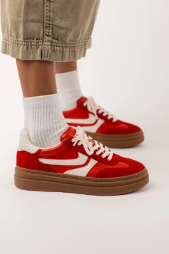 Steve Madden Dodge Sneakers - Premium Low-Top Athletic Shoes