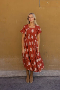 Rust Floral Embroidered Maxi Dress with Puff Sleeves and Cinch Waist -ROOLEE FASHION SHOP 028A7887