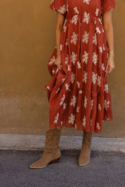 Rust Floral Embroidered Maxi Dress with Puff Sleeves and Cinch Waist -ROOLEE FASHION SHOP 028A7891