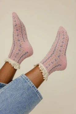 Floral Frill Ankle Socks - Cute Ruffle Trim Vintage Style Hosiery -ROOLEE FASHION SHOP 028A9092