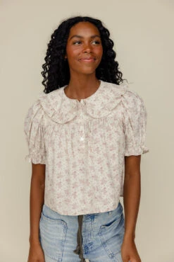 Vintage-Inspired Ivory Floral Blouse with Ruffled Peter Pan Collar -ROOLEE FASHION SHOP 028A9097