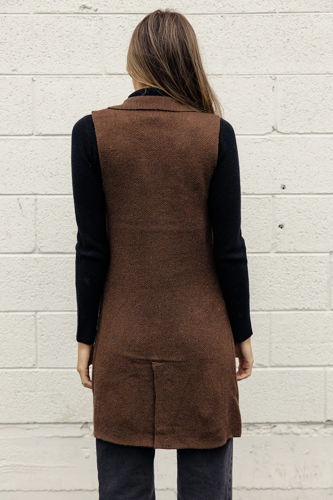 Marled Knit Sweater Vest with Pockets and Back Slit Detail 10 Marled Knit Sweater Vest with Pockets and Back Slit Detail - Image 8