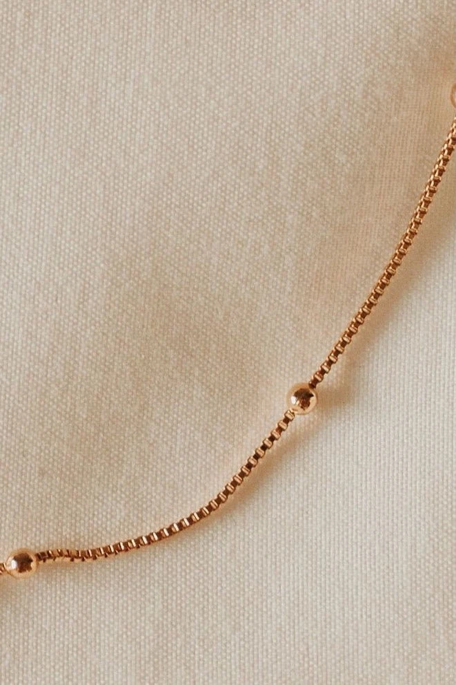 Annie 18k Gold Filled Satellite Necklace - Dainty Layering Chain 6 Annie 18k Gold Filled Satellite Necklace - Dainty Layering Chain - Image 4