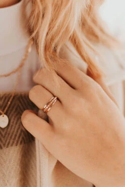 Kennedy Gold Filled Ring - Sustainable 14k Gold Dot Band