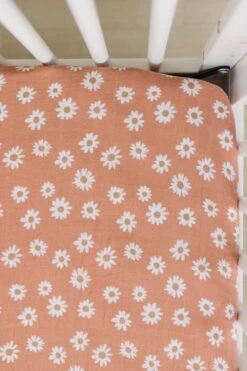 Mebie Baby Arizona Daisy Cotton Muslin Crib Sheet 11 Mebie Baby Arizona Daisy Cotton Muslin Crib Sheet -ROOLEE FASHION SHOP 3U6A1675
