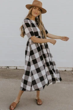 ROOLEE Maddie Buffalo Plaid Dress with Pockets 39 ROOLEE Maddie Buffalo Plaid Dress with Pockets -ROOLEE FASHION SHOP 4T1A2871