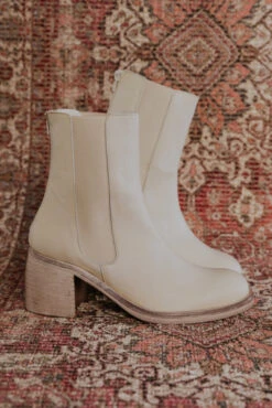 Free People Essential Leather Chelsea Boots -ROOLEE FASHION SHOP 5G0A0048
