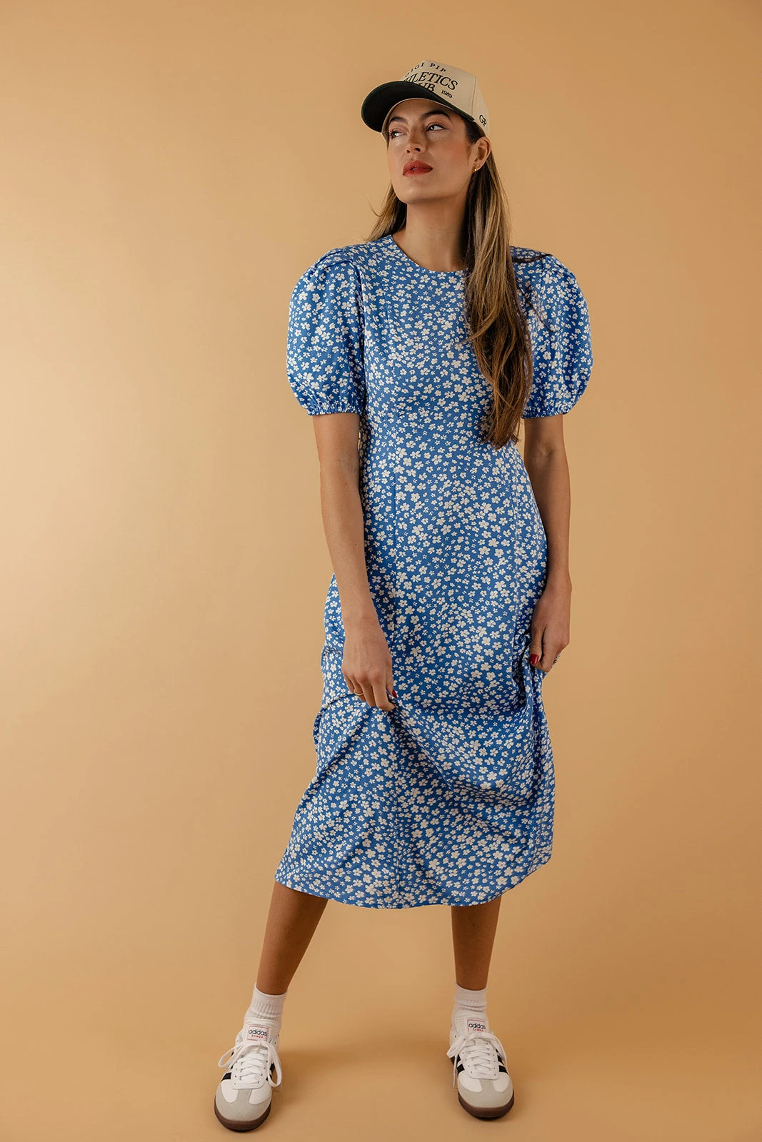 Blue Floral Puff Sleeve Dress with Elegant Princess Seams 6 Blue Floral Puff Sleeve Dress with Elegant Princess Seams - Image 4