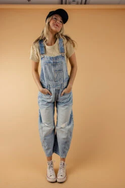 Free People Good Luck Barrel Overalls -ROOLEE FASHION SHOP 7W4A0733 26f2cc3b 4824 4977 ab99 2c5c3288c70c