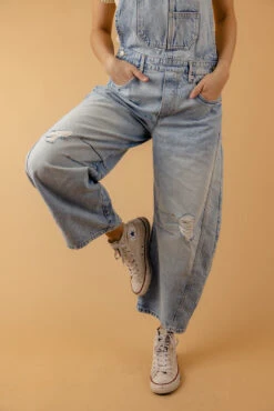 Free People Good Luck Barrel Overalls -ROOLEE FASHION SHOP 7W4A0735 74025db8 b141 49aa b042 e3579363fad1