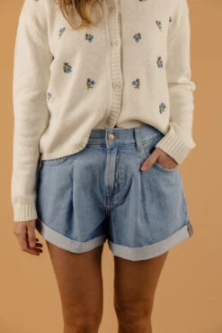 Free People Danni High-Rise Cuffed Shorts -ROOLEE FASHION SHOP 7W4A0782 9f88f062 871f 46f2 a688 a4c397d1b6c3