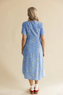 Button Down V-Neck Dress with Adjustable Waist Tie - Zooey 16 Button Down V-Neck Dress with Adjustable Waist Tie - Zooey -ROOLEE FASHION SHOP 7W4A0840