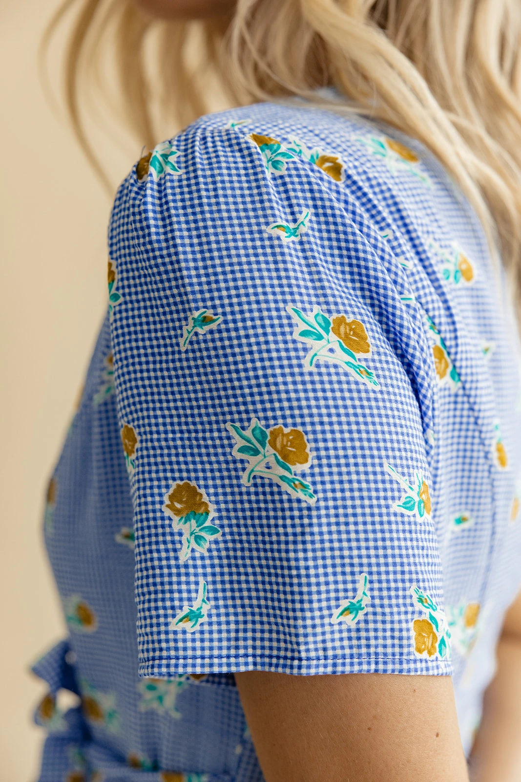 Button Down V-Neck Dress with Adjustable Waist Tie - Zooey 4 Button Down V-Neck Dress with Adjustable Waist Tie - Zooey - Image 2