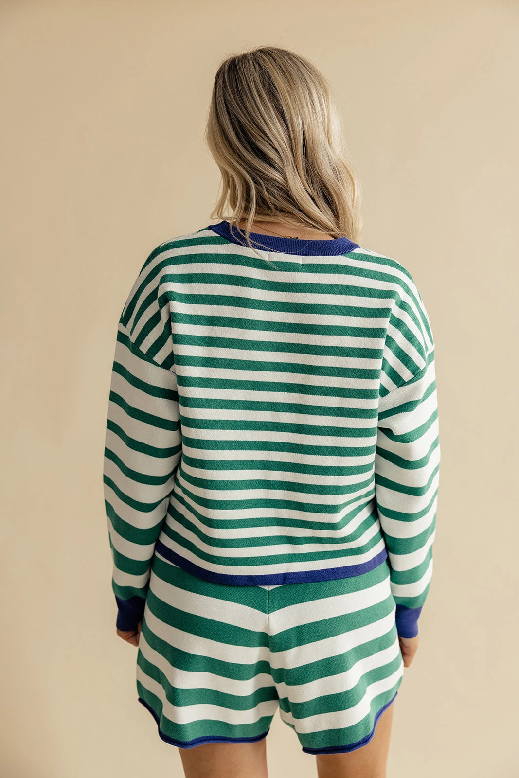 Striped Two-Piece Lounge Set with Contrast Hem 8 Striped Two-Piece Lounge Set with Contrast Hem - Image 6