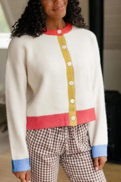 Multi-Color Block Knit Cardigan Sweater in Cream -ROOLEE FASHION SHOP 7W4A1544 37df73cc acc6 450b 92de d6b7dc1c1000