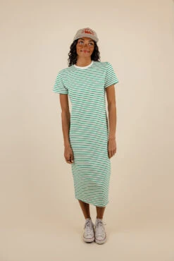 Striped Knit Midi Dress with Side Slit - Comfortable Boxy Fit -ROOLEE FASHION SHOP 7W4A1830