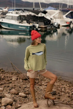 Whimsical Fish Graphic Knit Sweater - Olive Green Winter Pullover