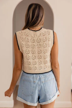 Boho Crochet Tie-Front Vest - Vintage Inspired Layering Top 17 Boho Crochet Tie-Front Vest - Vintage Inspired Layering Top -ROOLEE FASHION SHOP 7W4A2873