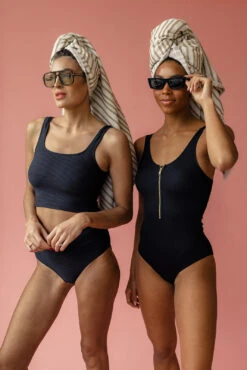 Selena Zip Up One Piece -ROOLEE FASHION SHOP 7W4A3443 9eb81ef4 95b6 4f4a 8715 98913783e830